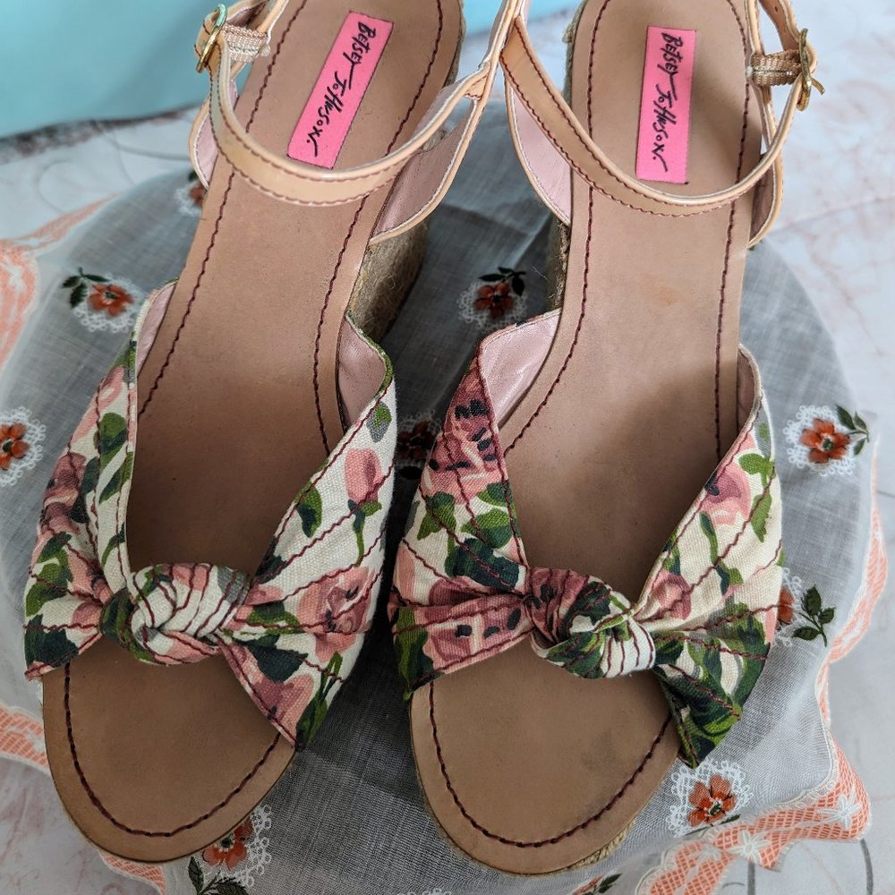 Betsey Johnson Floral Platform Espadrilles Size 10 - Picture 2 of 8
